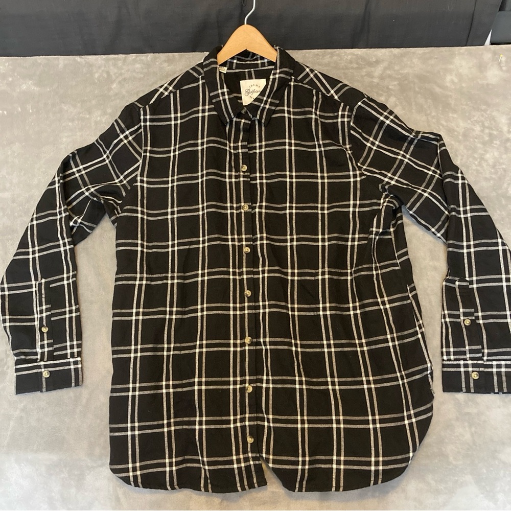 Jachs Girlfriend Black and White Plaid Long Sleeve Shirt with Pockets